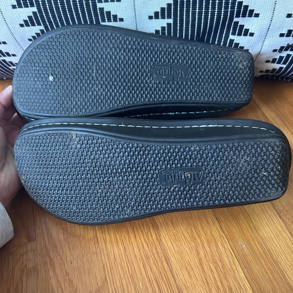 Alegria Mary Jane Multicolor Iridescent Leather 8-8.5/38 [EUC] - Picture 6 of 6